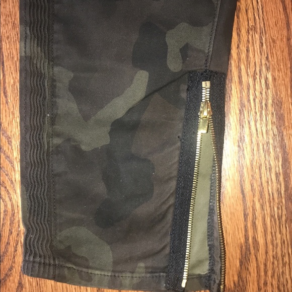 True Religion Outfit. New w/o tags! - Picture 2 of 6